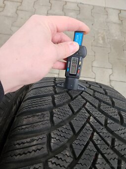 Zimní Bridgestone 225/45/19 (2021) - 5