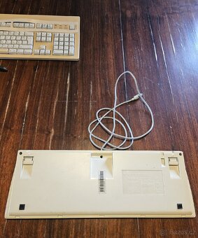 AppleDesign Keyboard M2980 CZ layout (1994) - 5