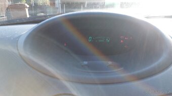TOYOTA YARIS 1.0 VVT-I, r.v.2001 - 5