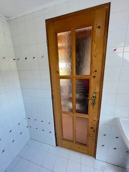 Interiérové masivní dveře prosklené - 5