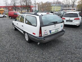 Ford Taurus 3.0 V6 Automat - 5