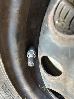 Zimní pneu 4ks 5x114 R15 HYUNDAI i20,i30 - 5