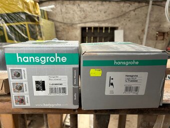 Vana SELENA 147×100 PRAVÁ, Podomítková baterie Hansgrohe - 5
