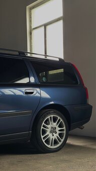 Volvo V70 2.4D5 AWD AUTOMAT 2004 282 najeto - 5