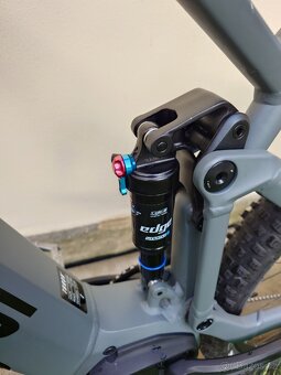 Elektrokolo Focus thron 2 - 5