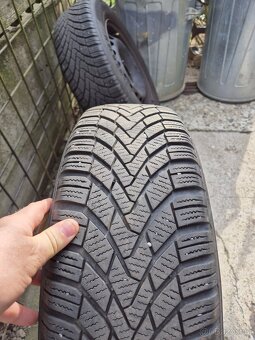 Pneu 195/65 R15 s disky - 5