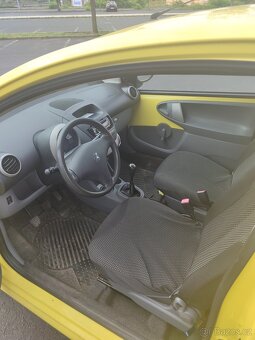Peugeot 107, 1.0i,Super stav STK ještě rok - 5