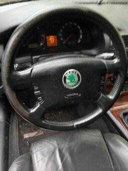 Superb 2.5 TDI 120kw - 5