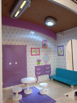 Dřevěný Barbie dům s výtahem - 5