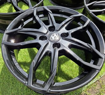 Alu kola Hyundai BAYON 17" 4x100 - 5