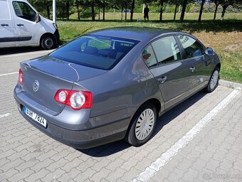 Volkswagen Passat (B6) 1.6 FSI - 5