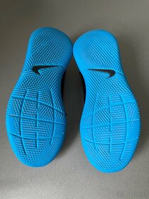 Sálové boty Nike 33 - 5