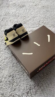 Jordan Jumpman Jack TR Travis Scott Bright Cactus - 5