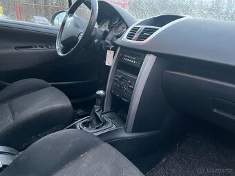 207 kombi rok 2008 - 5