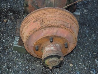 Ford V8 nákladní - přední a zadní náprava - 5