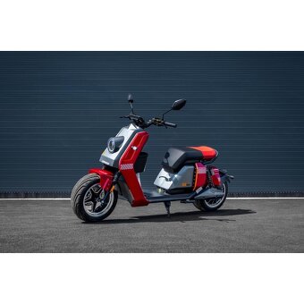 Elektro skutr Leramotors C7, červená - 5