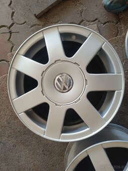 Al. Kola R15 5x112 originál Volkswagen - 5