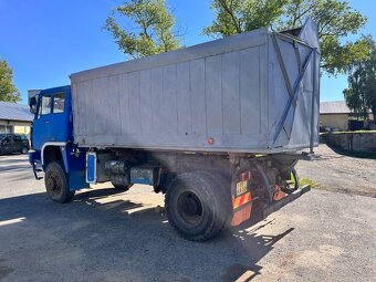 LIAZ 111 se senážní korbou - 5