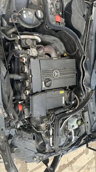 Mercedes C180 kompresor 1.6i 115kw rok 2009 - 5