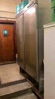Prodám kompletní vybavení restaurační kuchyně - 5