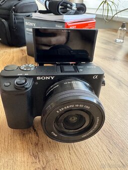 Sony Alpha 6400 + 16-50 OSS, E3.5-5.6/PZ - 5