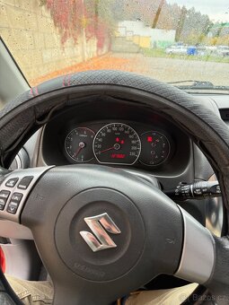 Suzuki sx4 - 5