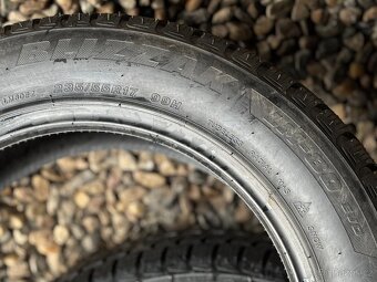235/55/17 zimní nepoužitý pár Bridgestone - 5