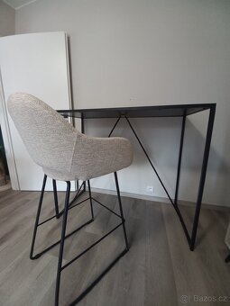 Barový stůl + barová židle - 5