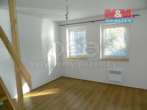 Pronájem bytu 2+1, 47 m2 v Novém Boru, ul. Smetanova - 5