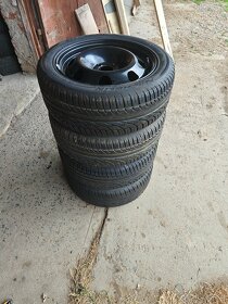 Prodám sadu disků 6,5Jx16H2 ET43 + letní pneu 205/50/R16 - 5
