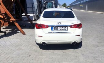 INFINITI Q50 2,2 disel Mercedes 160000 km. - 5