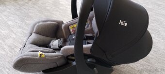 Autosedačka Joie + ISOfix základna - 5