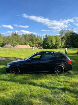 BMW e91 330d - 5