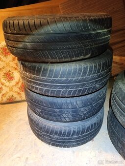 Pneu s plechovými disky 185/65 r14 z Fiatu - 5