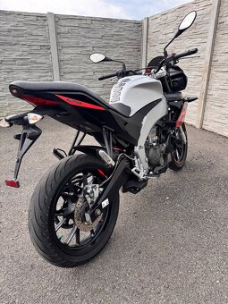 Aprilia Tuono 125 - 5