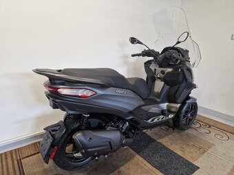 Piaggio MP3 530 hpe zpátečka kamera 10/2022 nové pneu - 5