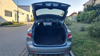 Toyota Avensis Kombi ADT270 - 5
