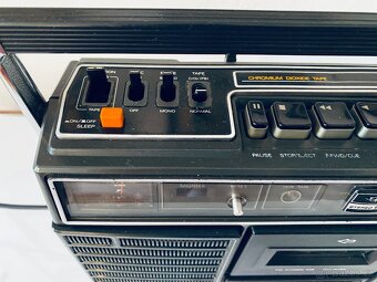 Radiomagnetofon Aiwa TPR 910, rok 1977 - 5