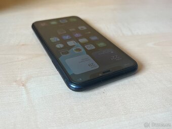 Iphone xr - 5