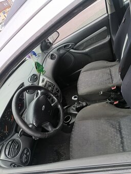 PRODÁM FORD FOCUS COMBI - 5