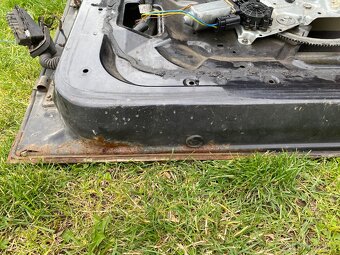 bmw e36 dveře sedan touring - 5