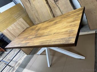 Jídelní stůl s bukovým masivem - 5