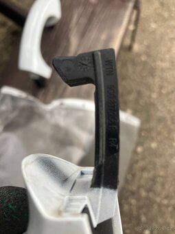 vnejsi klika dveri leva strana VW - 5