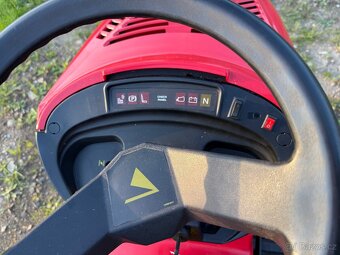 zahradní traktor CastelGarden - 5