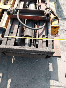 Zvedací zařízení - 5