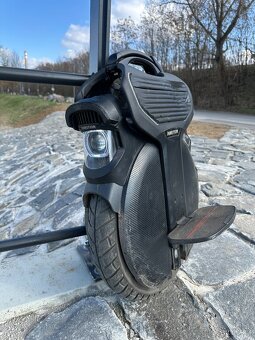 Jednokolka InMotion V11; EUC - 5