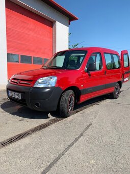 Citroen Berlingo 1.4i,74 800km, 1.majitel - 5