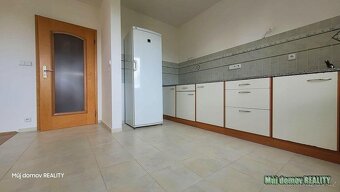 Dům na prodej 8+1, 354m2, 3x balkon, terasa a zahrada 200m2. - 5