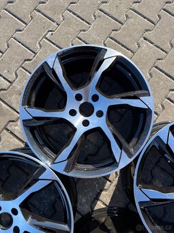 Alu černé 5x108r18 8J et49 - 5