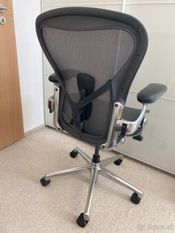 Kancelářská židle Herman Miller Aeron B Exclusive NOVÁ - 5